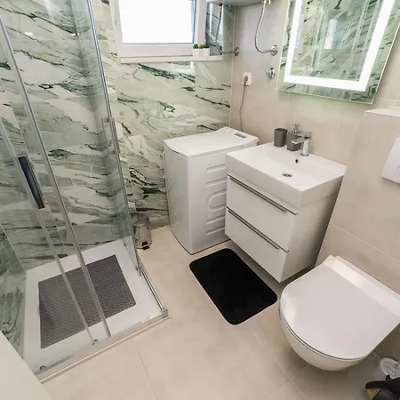 With Freeparking 3* 자다르